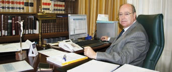 Manuel Fuentes, presidente COF Granada